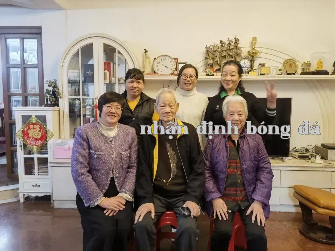 [Thông tin công ty] Ánh sáng trân trọng, ấm áp bên cạnh! Du lịch thăm khách hàng của Công ty Dịch vụ Dân Nguyên!
