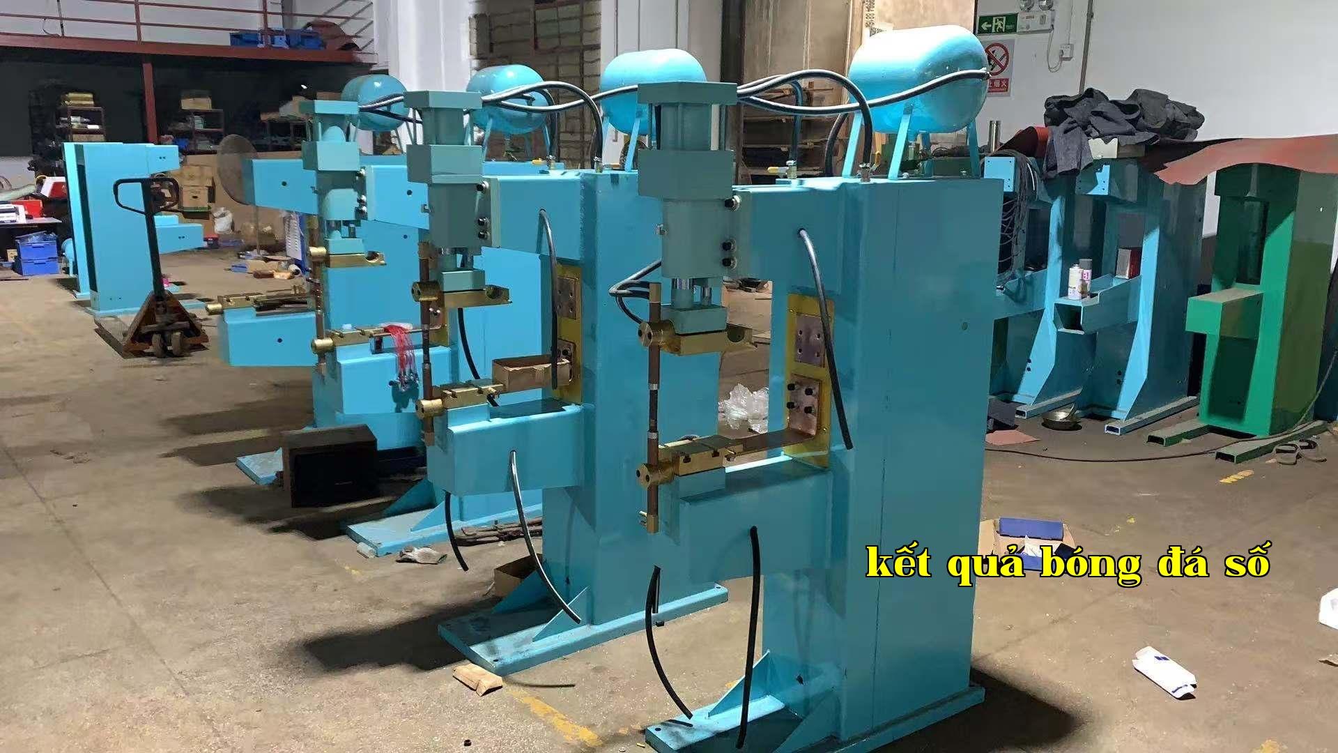 Máy hàn điểm khí nén